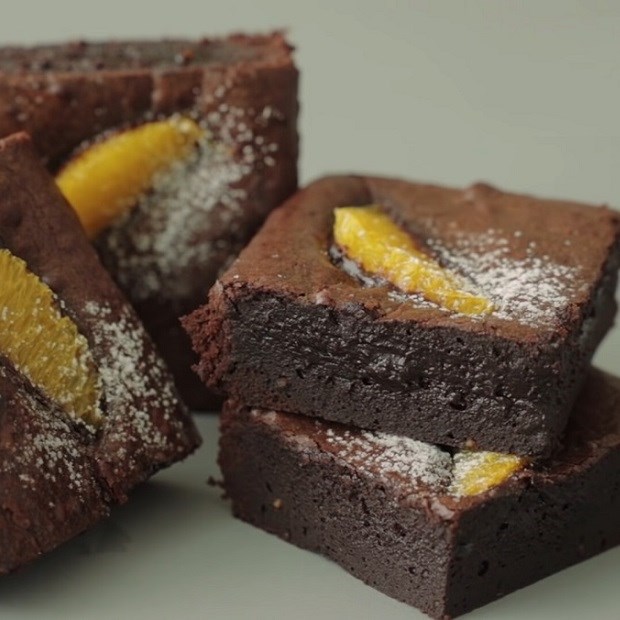Cách làm bánh Brownie cam thơm ngon mềm ẩm dễ làm