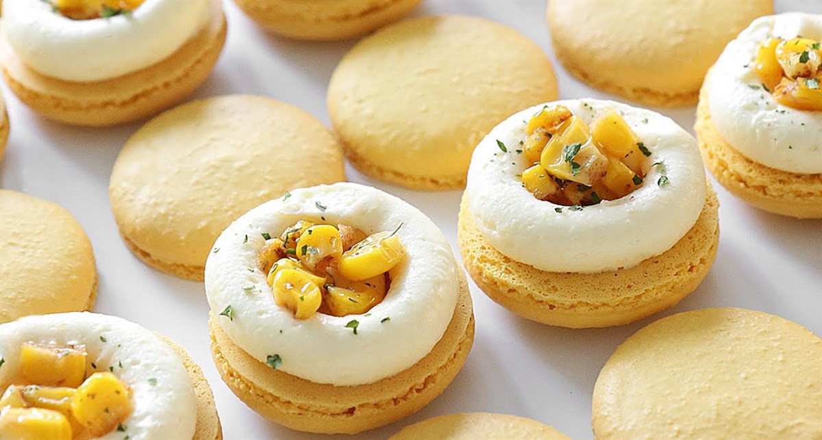 Bánh Macaron phô mai ngô