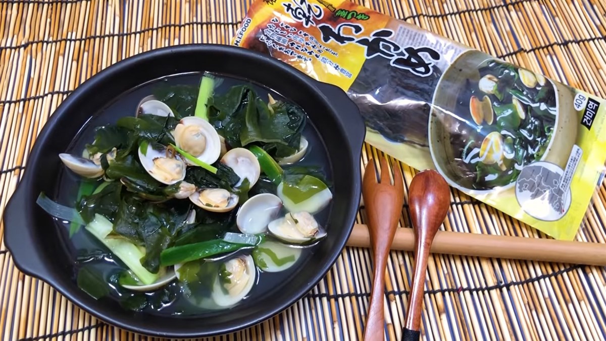 Canh rong biển nấu ngao