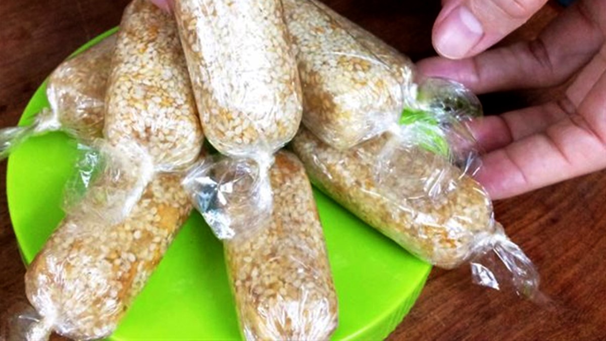 Kẹo mè xửng