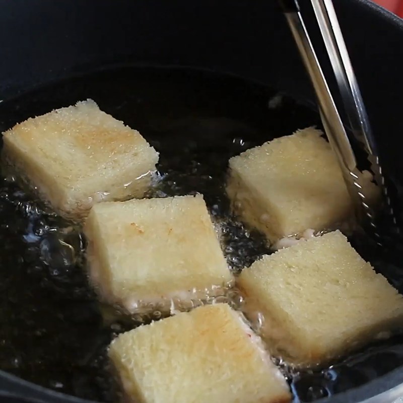 Bước 5 Chiên bánh Sandwich tôm chiên giòn