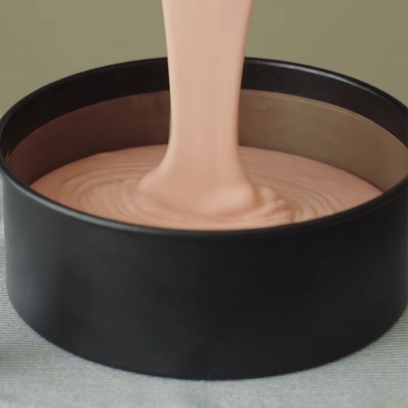 Bước 3 Đổ khuôn và nướng bánh Bánh kem cherry