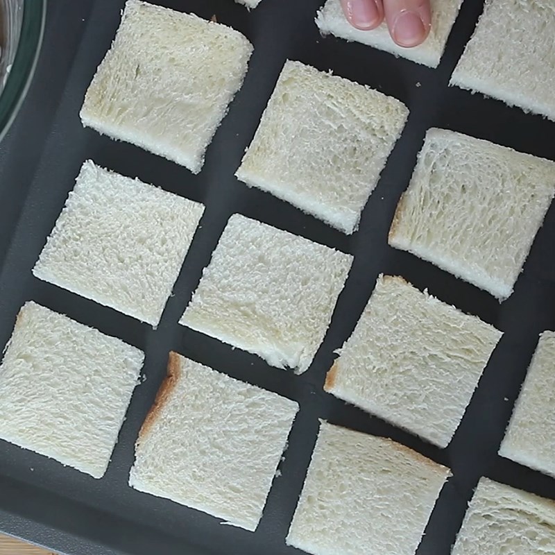 Bước 4 Kẹp bánh Sandwich tôm chiên giòn