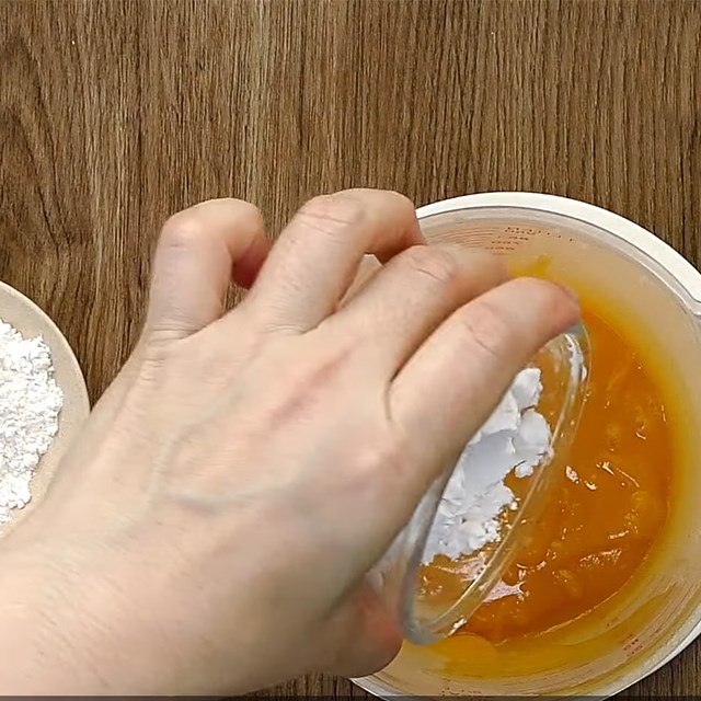 Bước 4 Làm lớp bánh khoai lang mật Bánh sago khoai lang