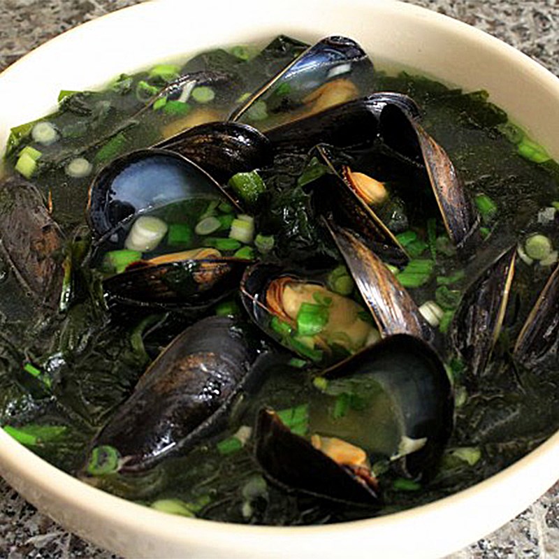 Bước 3 Nấu canh Canh rong biển nấu vẹm