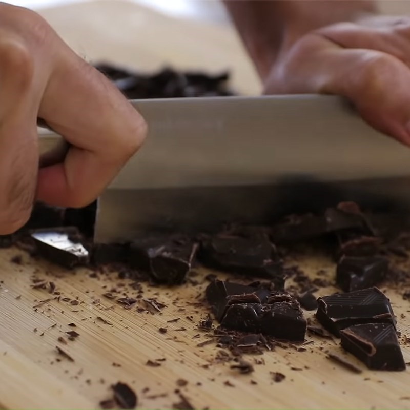 Bước 1 Nấu chảy socola Kẹo peanut butter cup