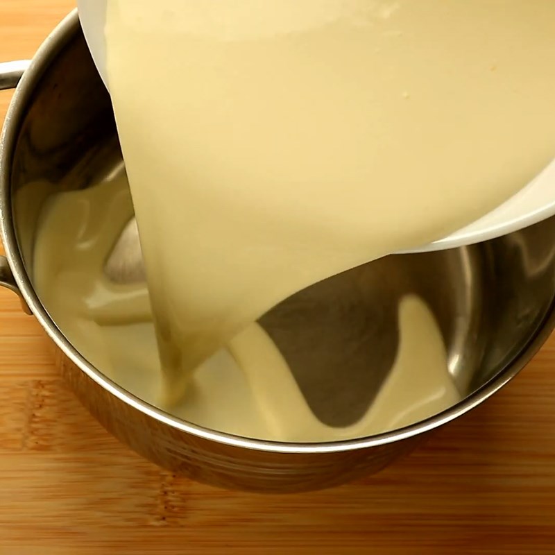 Bước 2 Nấu kem sữa Panna cotta cà phê dalgona