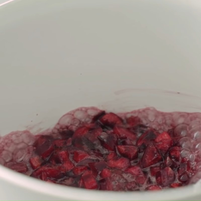 Bước 4 Nấu siro cherry Bánh kem cherry