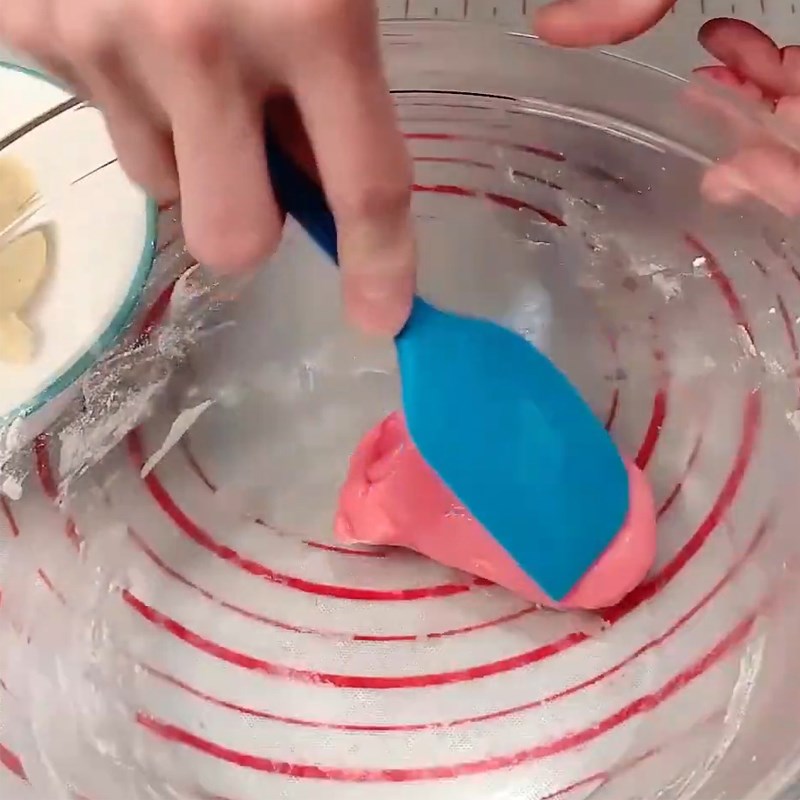 Bước 2 Pha màu bột Bánh melonpan hình con rùa