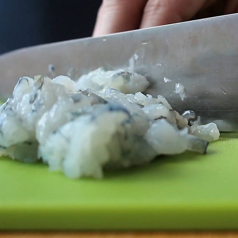 Bước 2 Sơ chế tôm Sandwich tôm chiên giòn