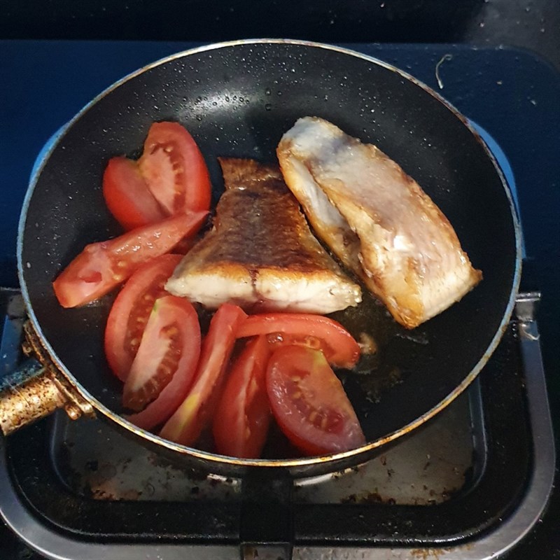 Bước 3 Sốt cà chua với cá Cá diêu hồng sốt cà chua