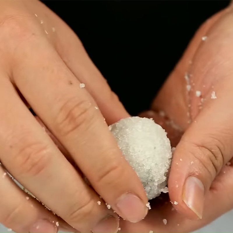 Bước 3 Tạo hình Bánh sago khoai lang tím viên tròn