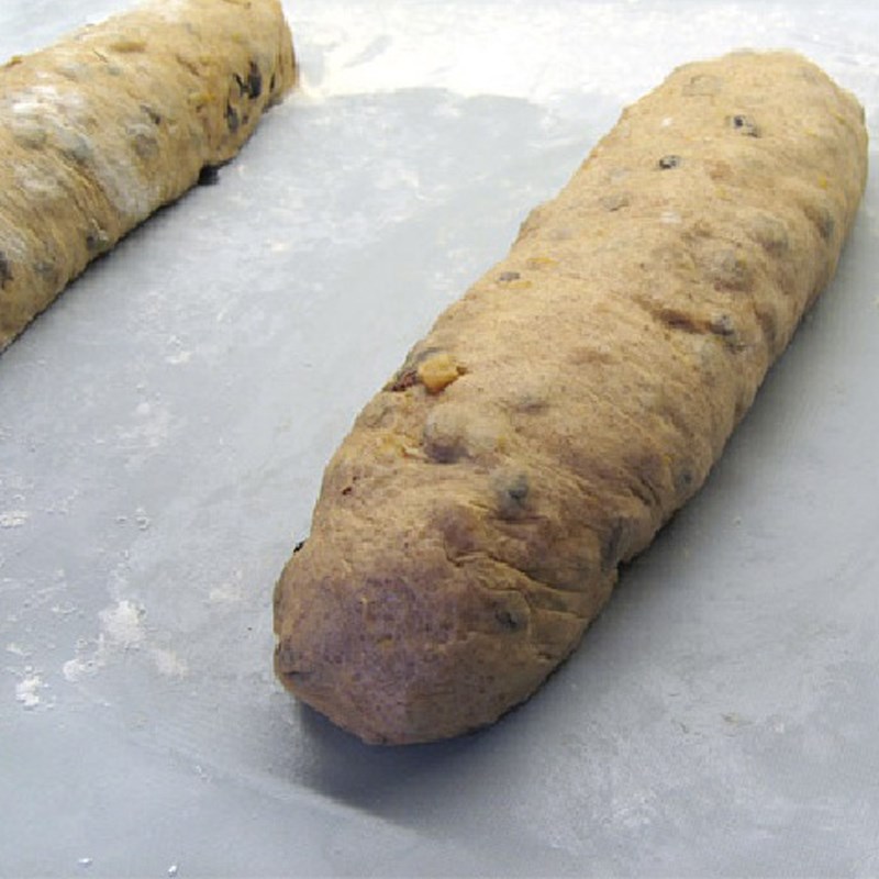 Bước 5 Tạo hình bánh và ủ bánh lần 2 Bánh stollen cơ bản