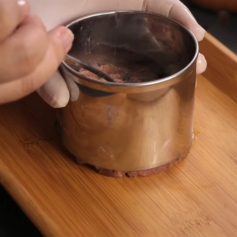 Bước 4 Tạo hình nhân bò Burger phở