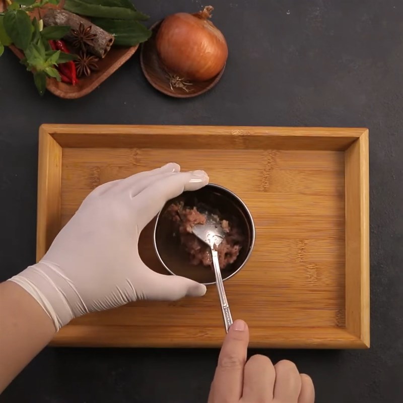 Bước 4 Tạo hình nhân bò Burger phở