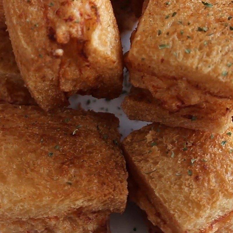 Bước 6 Thành phẩm Sandwich tôm chiên giòn