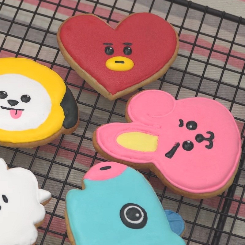 Bước 7 Thành phẩm Bánh quy đường BTS - Royal Icing Cookie