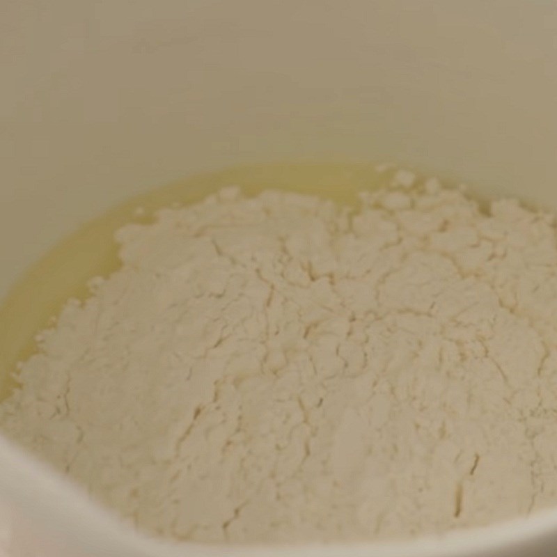 Bước 5 Trộn bột bánh Bánh su kem nhân đào