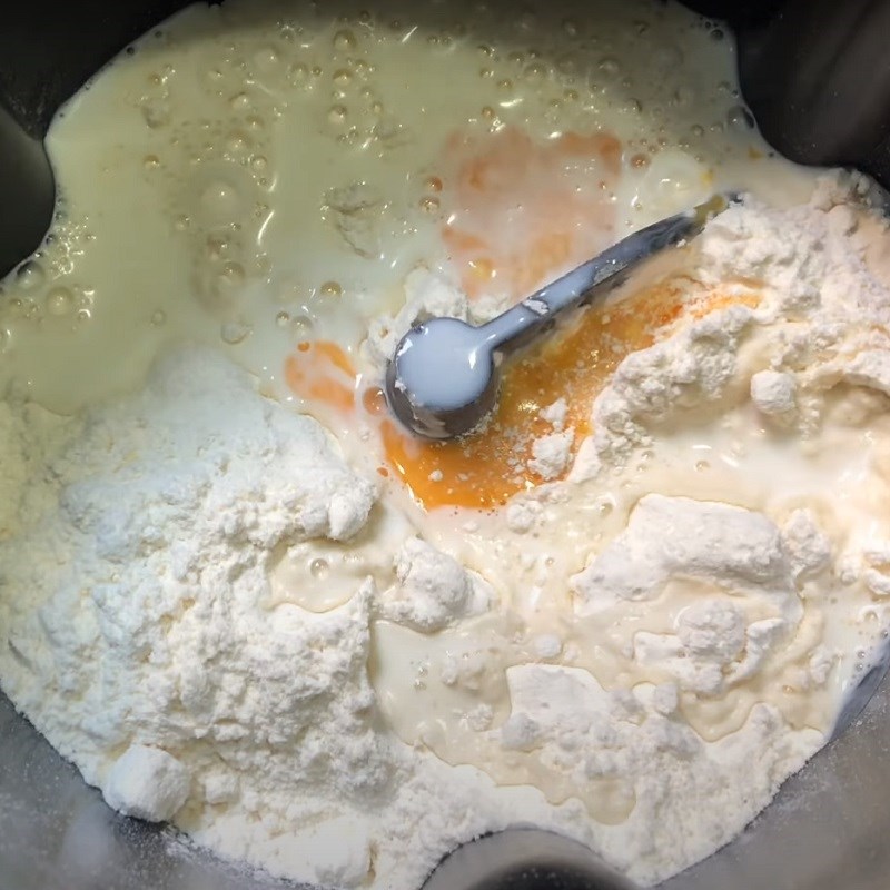 Bước 1 Trộn bột bánh Bánh mì kem đậu nành