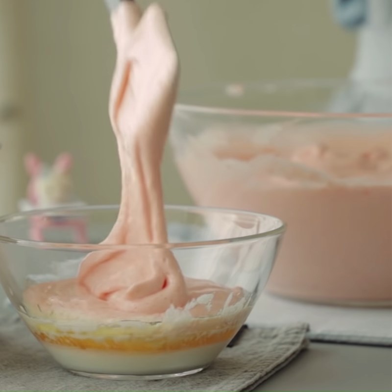 Bước 2 Trộn bột bánh Bánh kem cherry