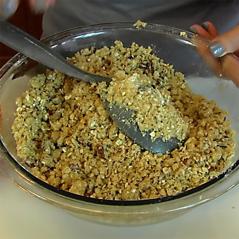 Bước 1 Trộn bột và hạt Bánh quy socola M&M yến mạch hồ đào