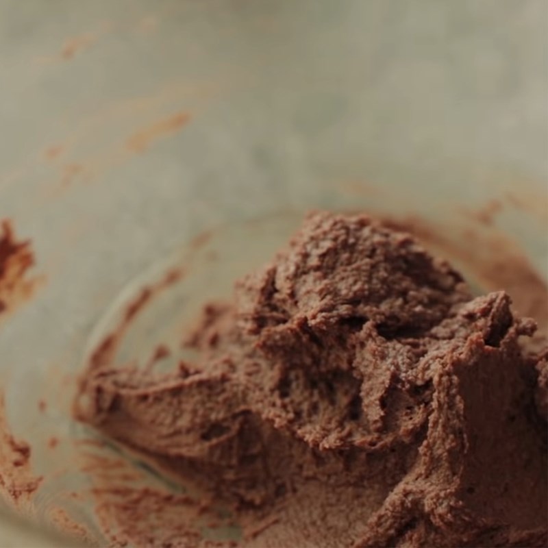 Bước 1 Trộn bột vỏ giòn Bánh su kem ngoài giòn trong mềm nhân kem socola