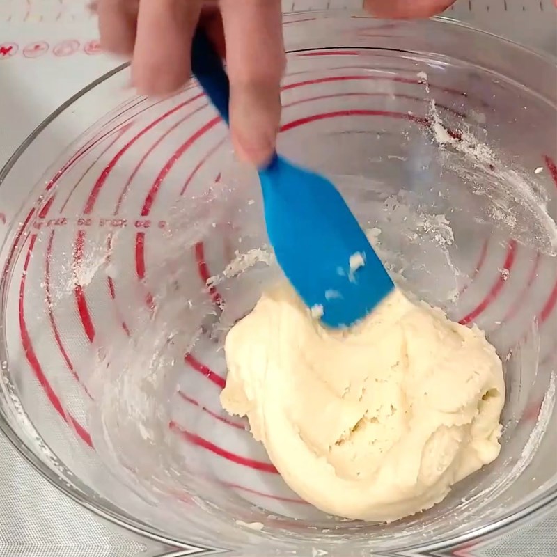 Bước 1 Trộn hỗn hợp bột Bánh melonpan hình con rùa