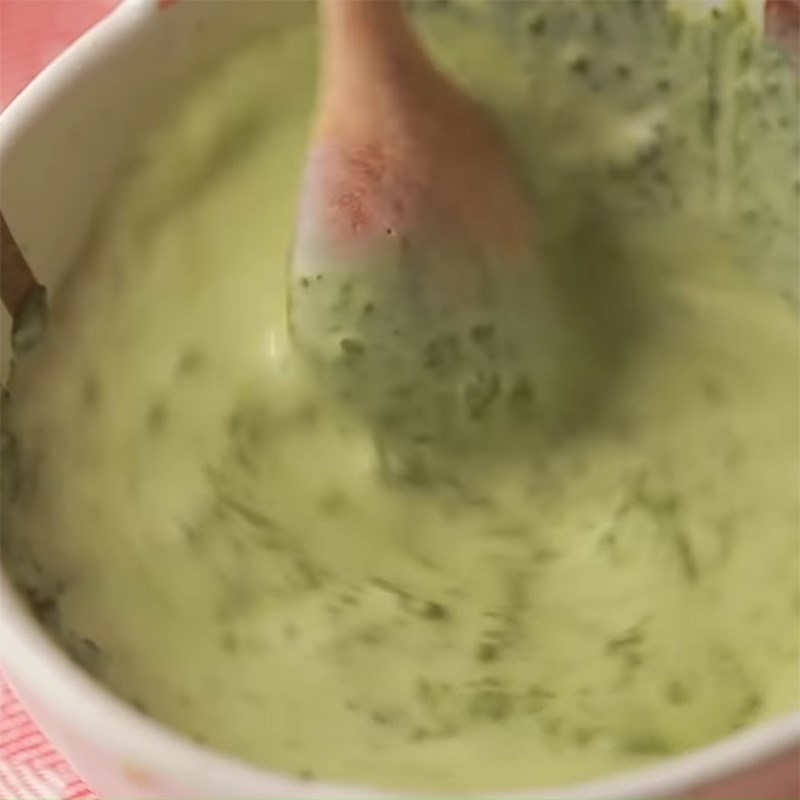 Bước 5 Trộn hỗn hợp bột matcha Pudding trà xanh socola phân tầng