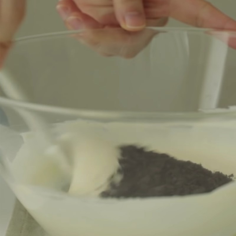 Bước 5 Trộn hỗn hợp Cream Cheese Bánh Cheesecake Socola Oreo