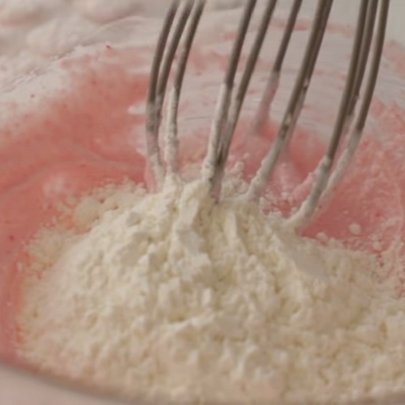 Bước 2 Trộn và cán bột bánh giòn Bánh su kem nhân đào