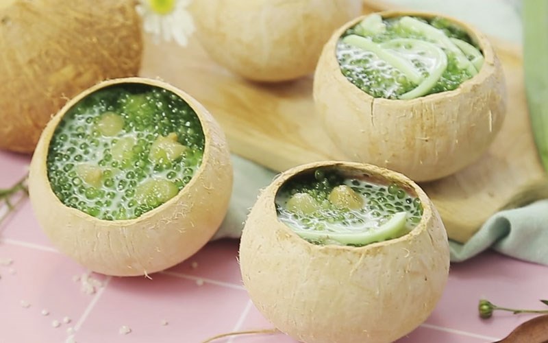 Chè sago lá dứa bột báng