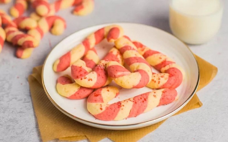 B&aacute;nh quy h&igrave;nh c&acirc;y kẹo 