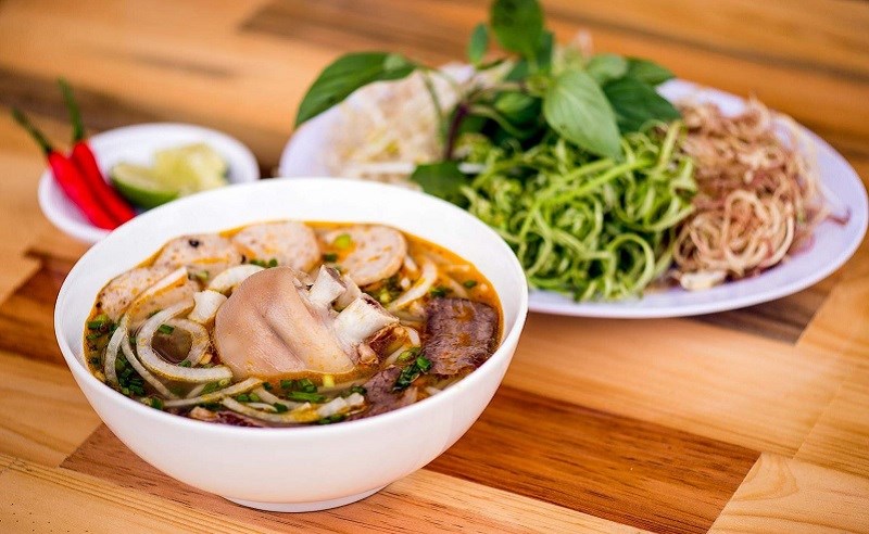 Bún bò Huế