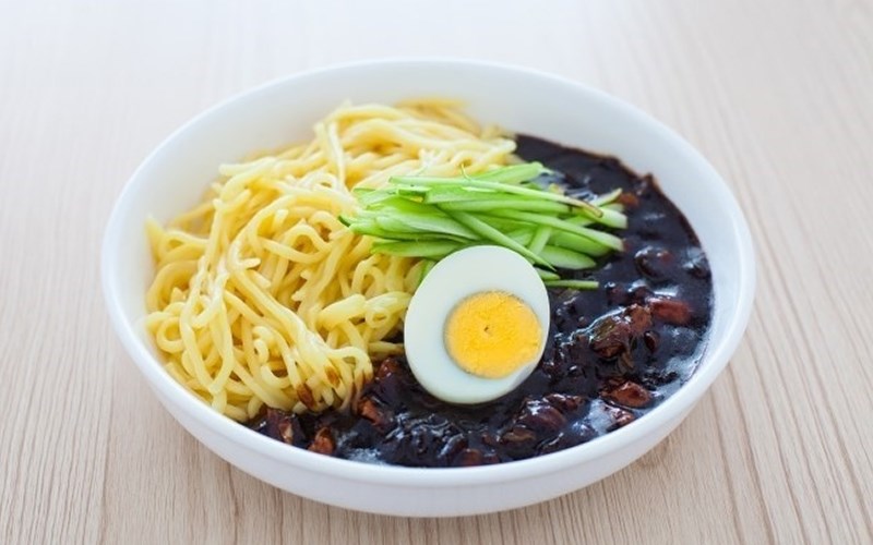 Cách nấu nướng mì kim chi Nước Hàn vì thế mì gói