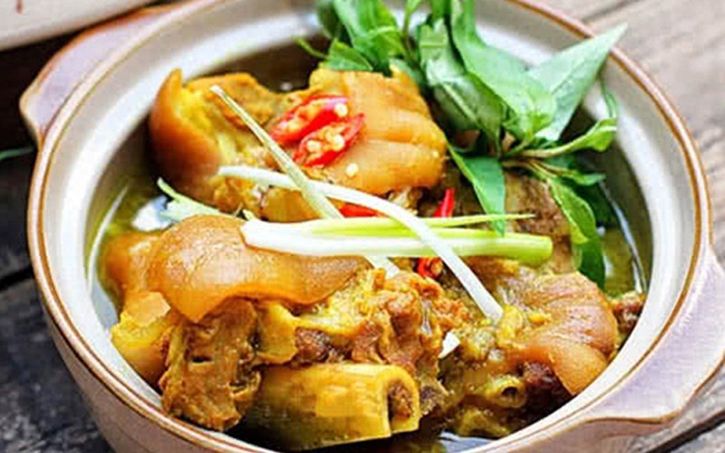Chân giò trả cầy
