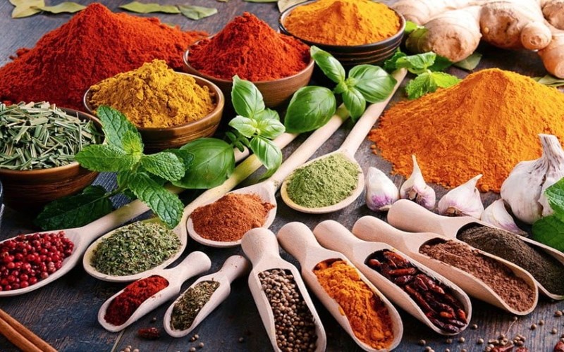 Gia vị sử dụng trong ng&acirc;m chua 