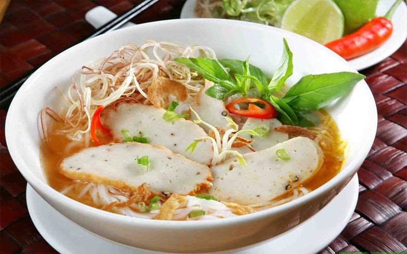 Bánh canh cá thu Phú Quốc