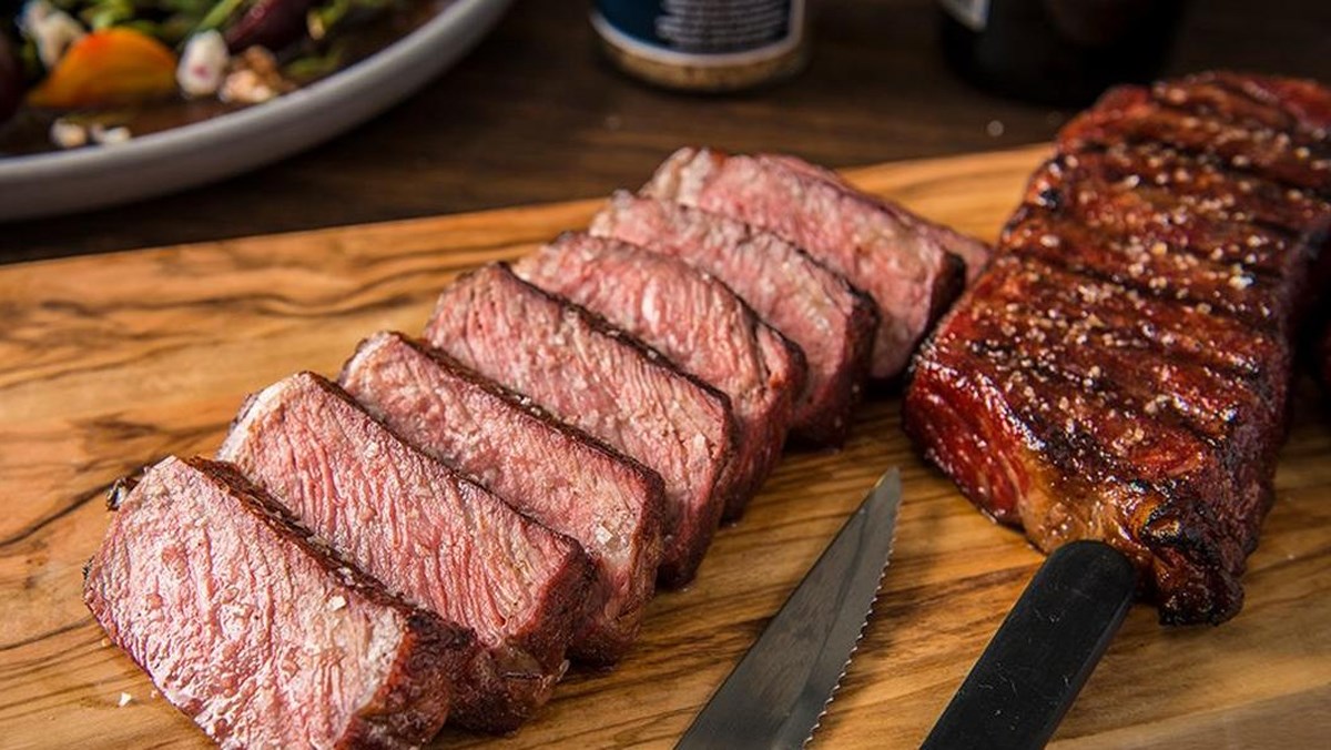 8 bước làm steak ngon mềm