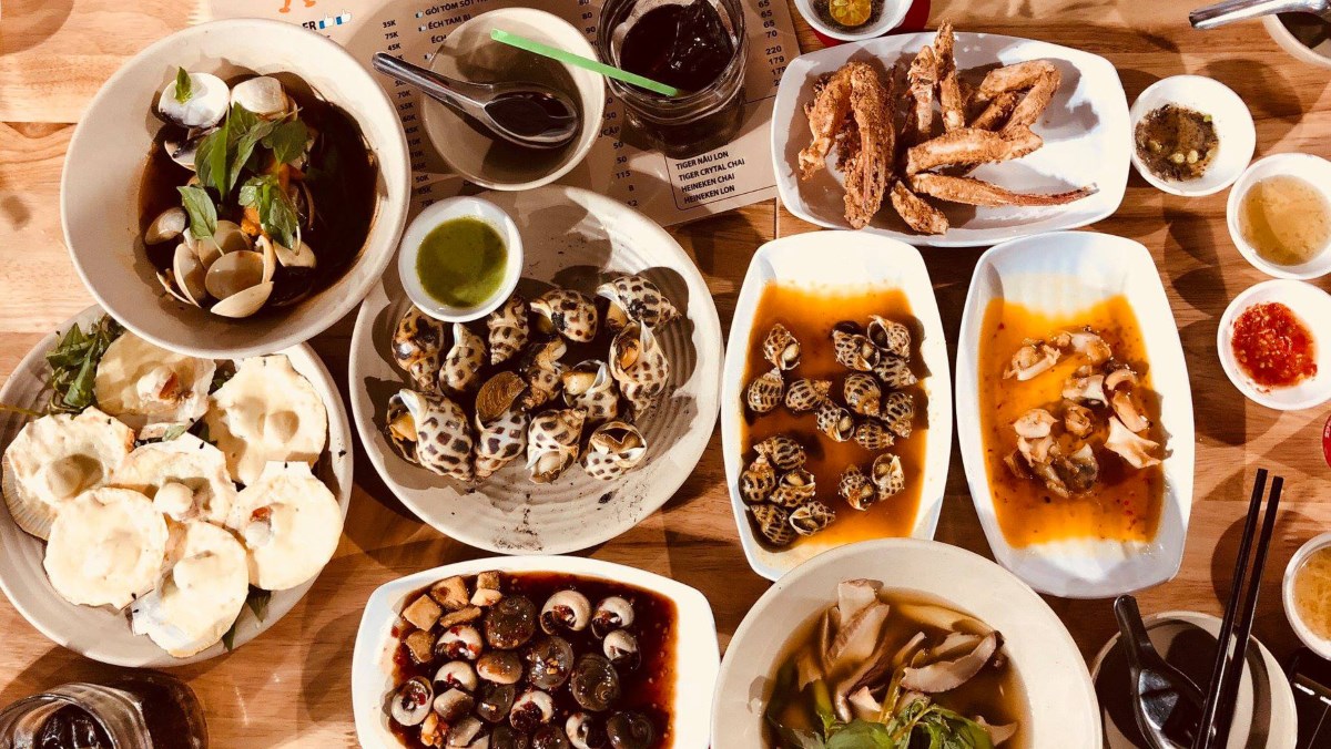 20 địa điểm ăn vặt ở Sài Gòn