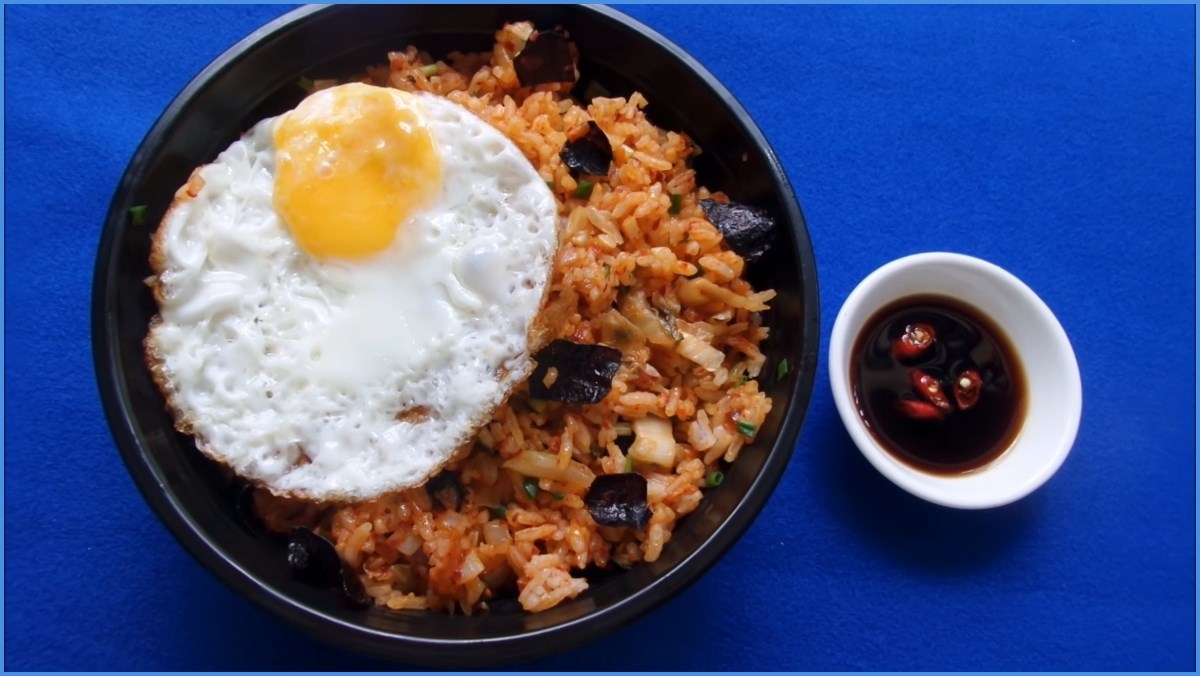 Cách làm cơm trộn Hàn Quốc đơn giản ăn với kim chi ngon chuẩn vị