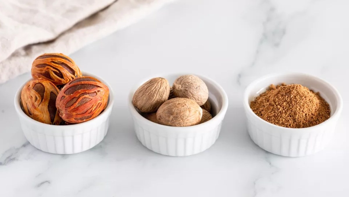 Nhục đậu khấu và 9 tác dụng