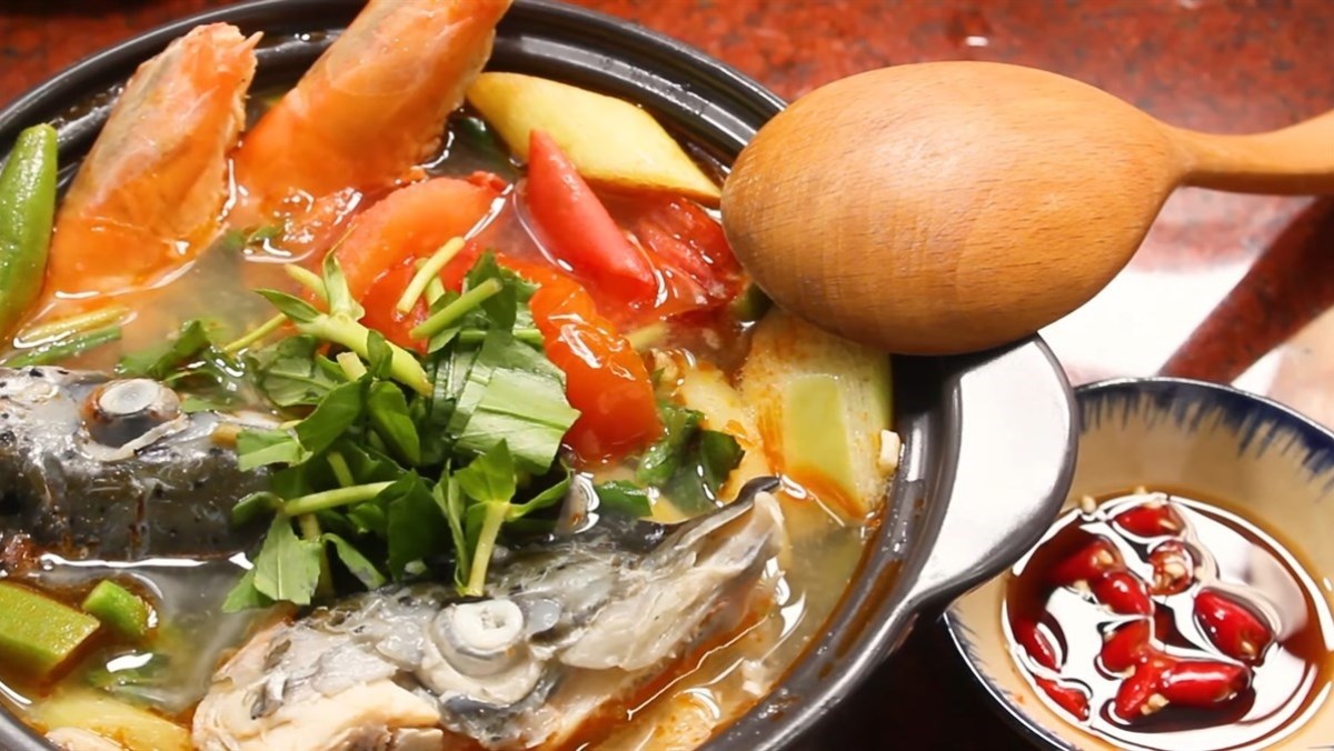 Tổng hợp 20 cách nấu canh chua cá thơm ngon ngọt mát đơn giản dễ làm