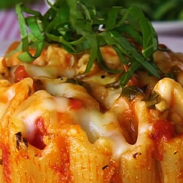 Cách làm pasta sốt cà chua nhanh chóng chỉ với 3 nguyên liệu