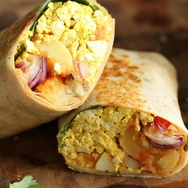 Cách làm bánh burrito rau củ chay phù hợp với người ăn kiêng