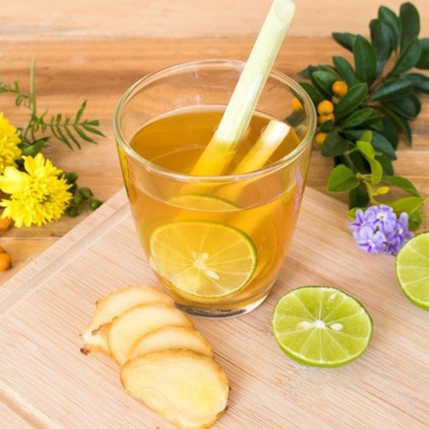 Tăng sức đề kháng, bảo vệ sức khỏe bằng 3 thức uống từ sả tắc và mật ong