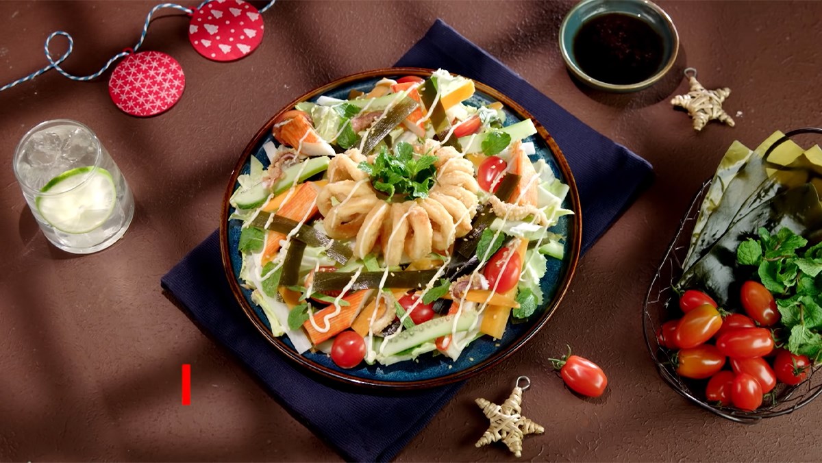 Salad mực ống rong biển