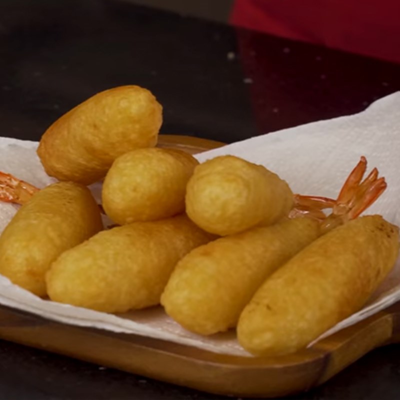 Bước 4 Chiên tôm bó xôi Tôm bó xôi