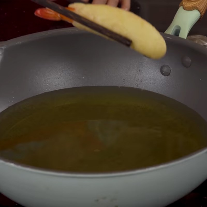 Bước 4 Chiên tôm bó xôi Tôm bó xôi