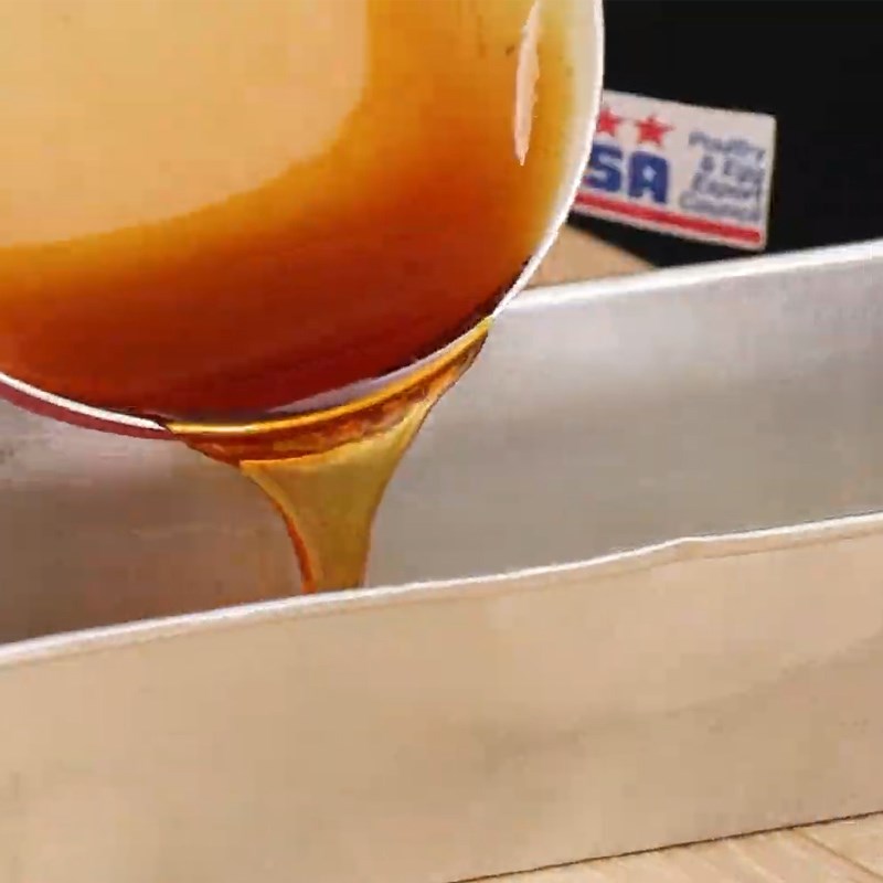 Bước 4 Đổ khuôn và nướng bánh Bánh flan táo