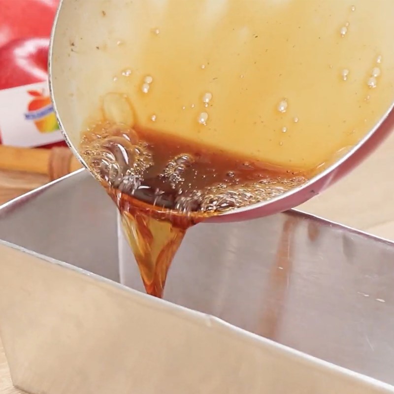 Bước 4 Đổ khuôn và nướng bánh Bánh flan táo